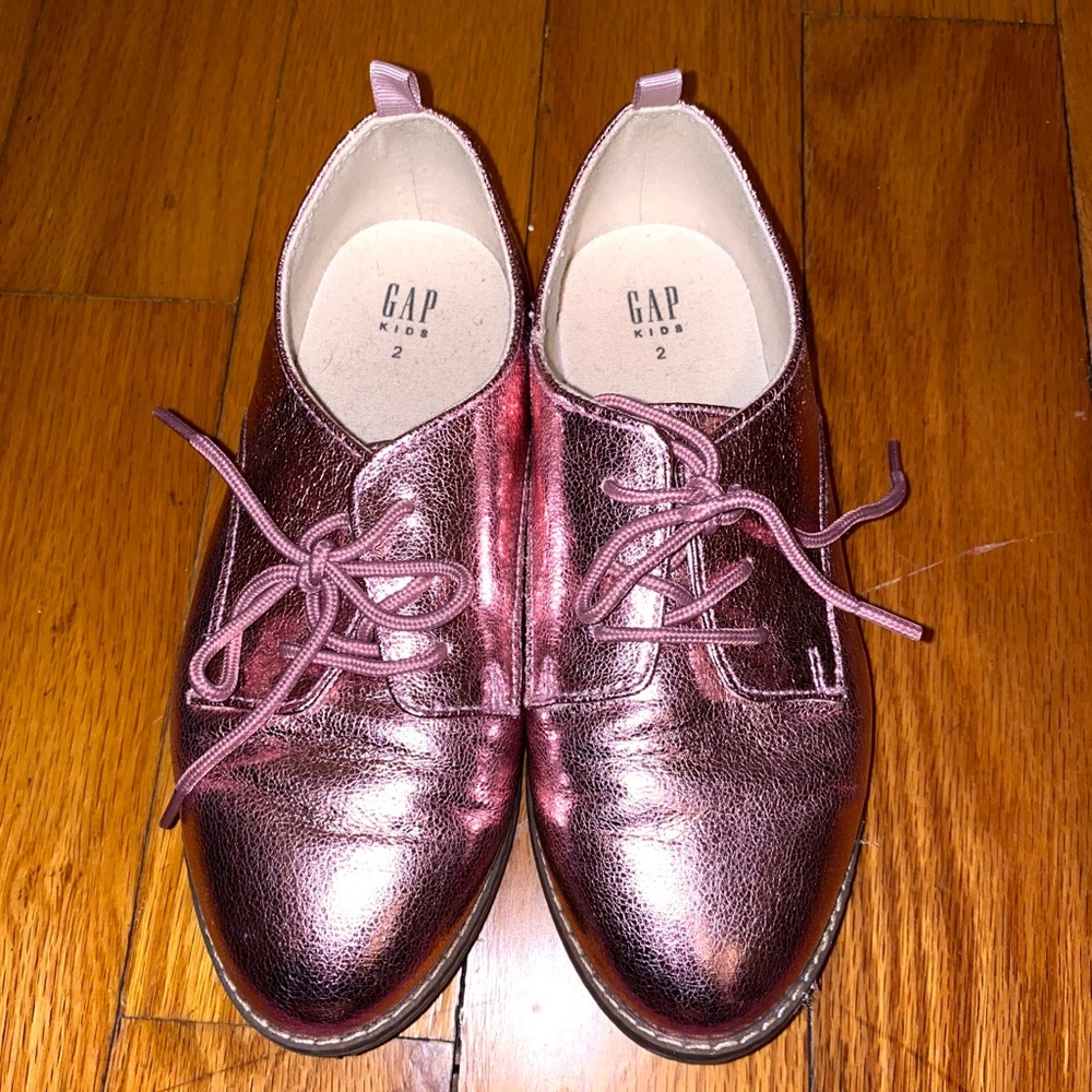 Girls metallic shoes